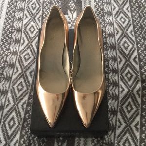Tahari Gold Heels